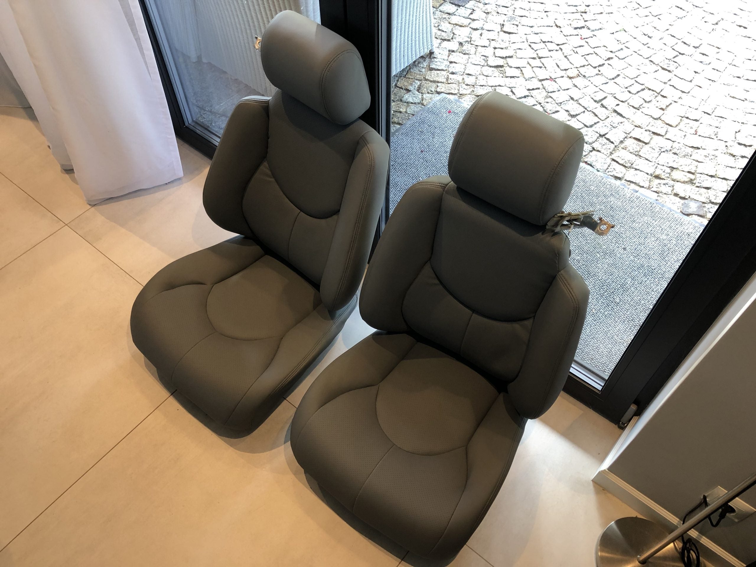 Eco Leather Seat Covers Set for Mercedes SL R129 Facelift — view 10