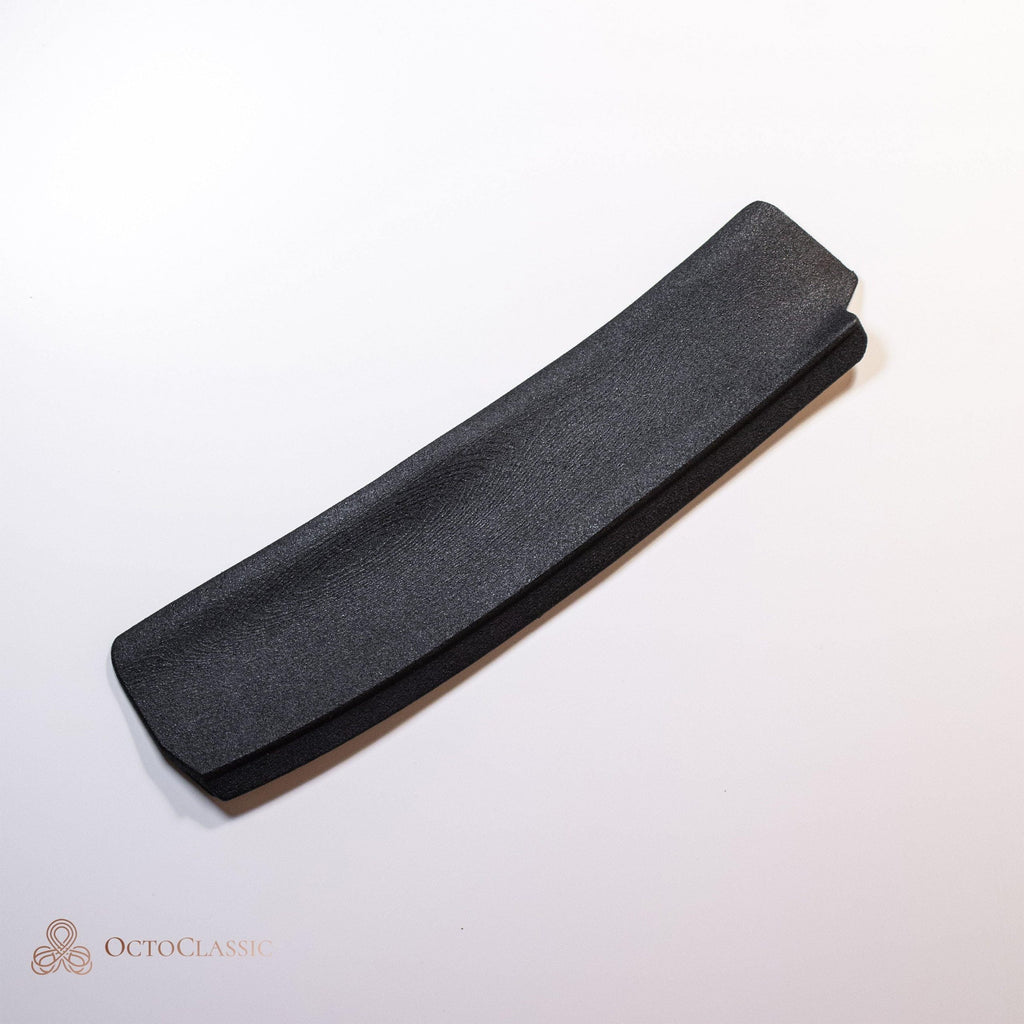 Mercedes-Benz W124 E500 Bumper Inserts, Joint Cover & Mud Flaps — view 4