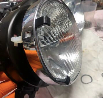BMW E28 Headlights Wiper Bender Set - Repair Kit — view 5