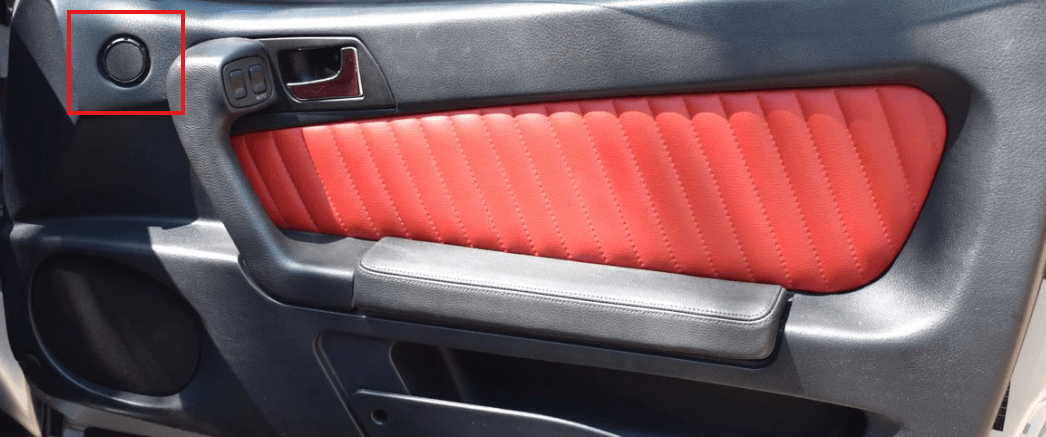 Alfa Romeo GTV Spider Door Tweeter Cover Grille Black (60577723) — view 5
