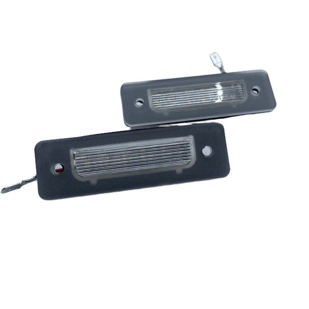 BMW E30 E12 E28 Z1 License Plate Light Set of 2 (1370397 / 1386011) — view 3