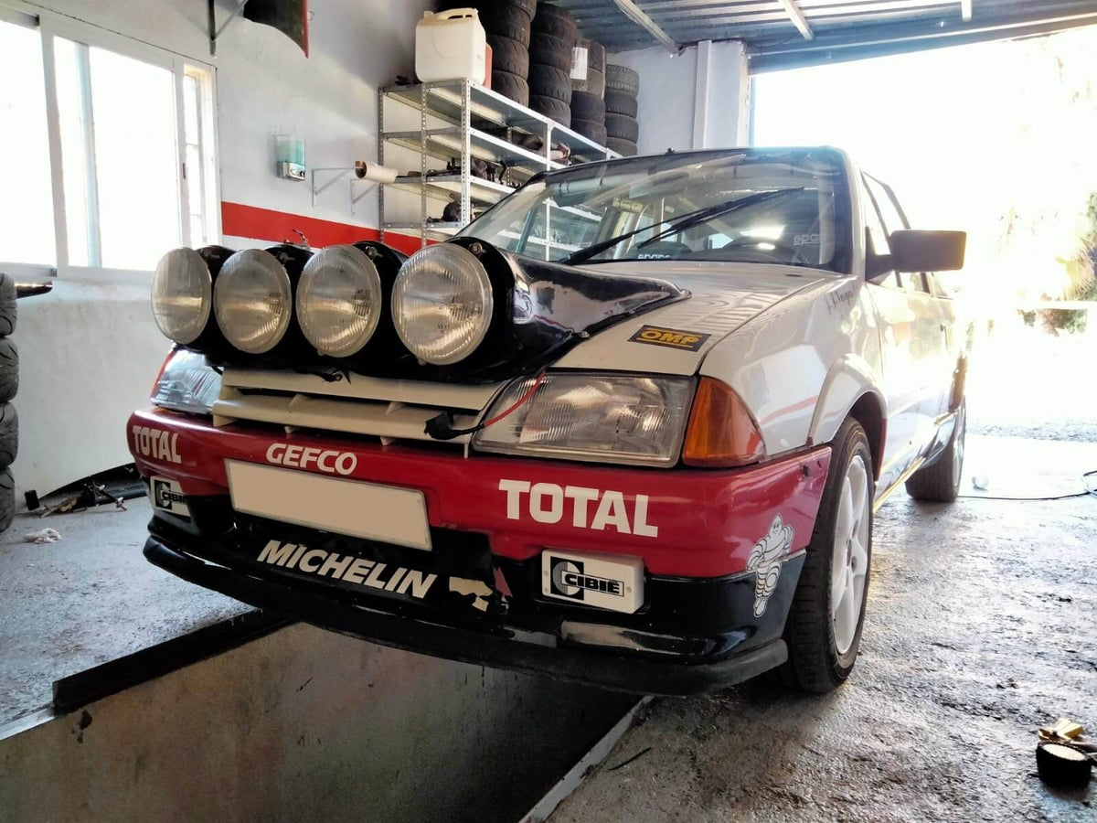 Citroen ZX Peugeot 106 306 Renault Fuego R11 Fase I R5 Fase I Seat Ibiza SXI Simca CIBIE Fog Light Covers Pair White and Black — view 4