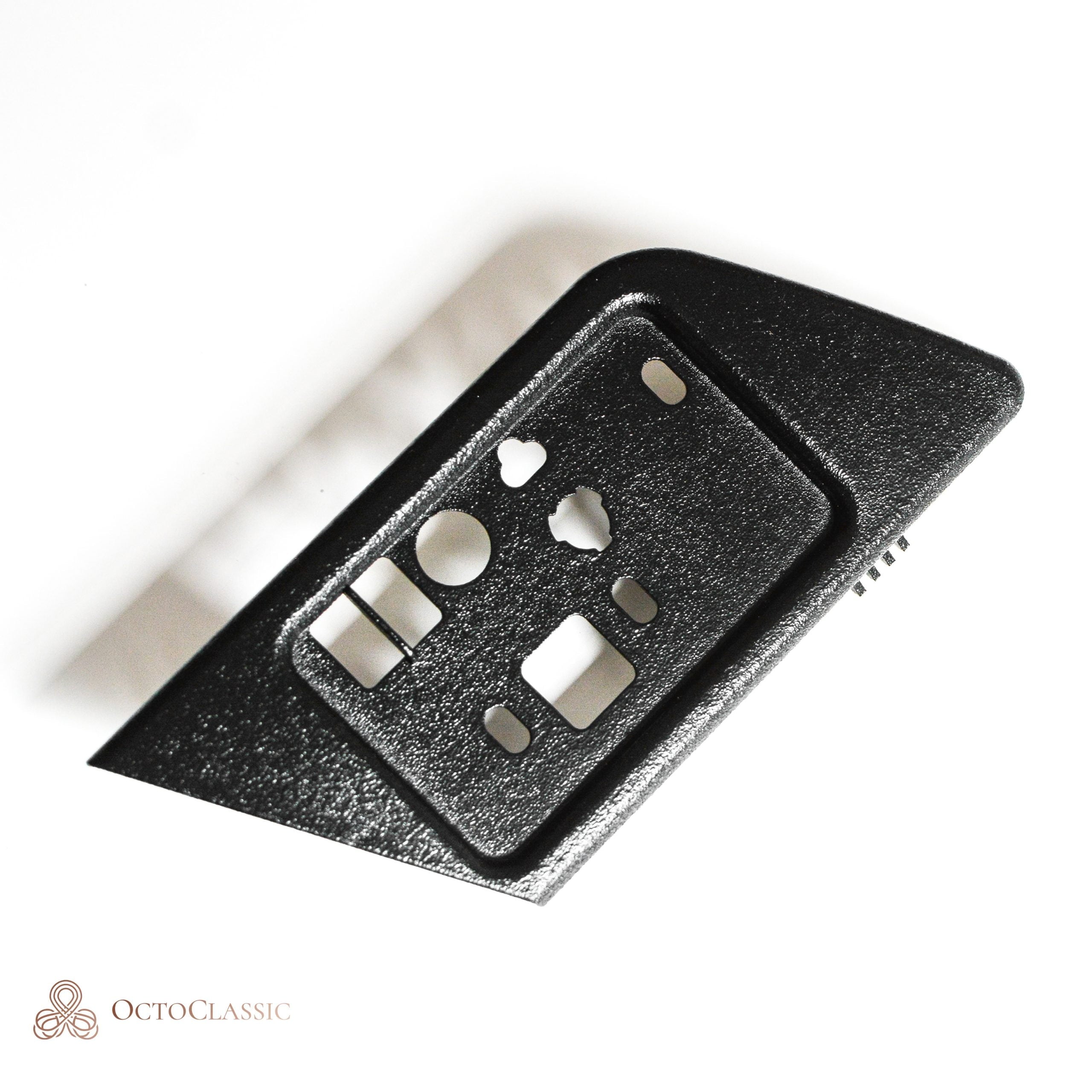 W124 E500 Seat switch cover - left or right (Mercedes) — view 3