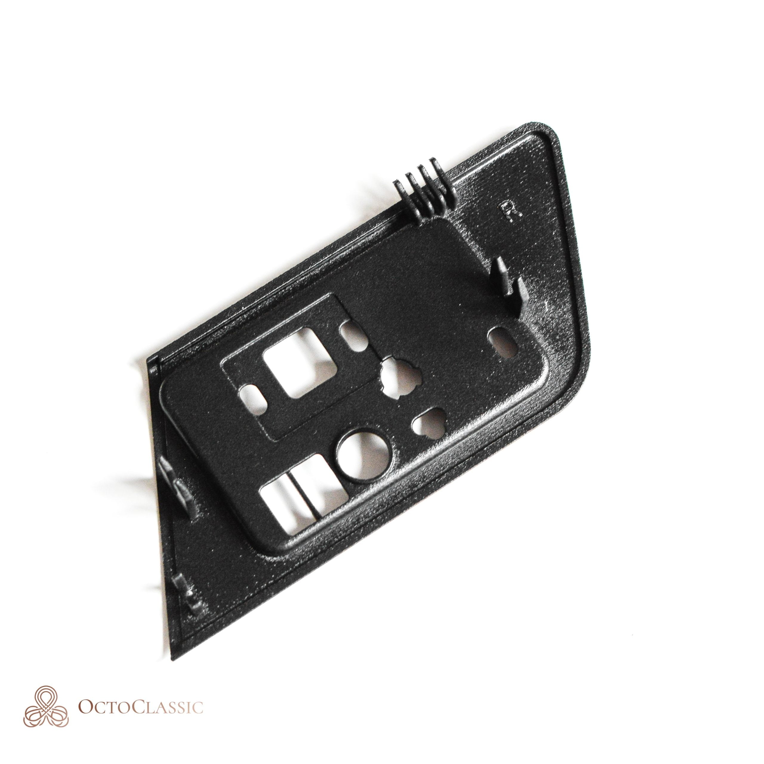 W124 E500 Seat switch cover - left or right (Mercedes) — view 5