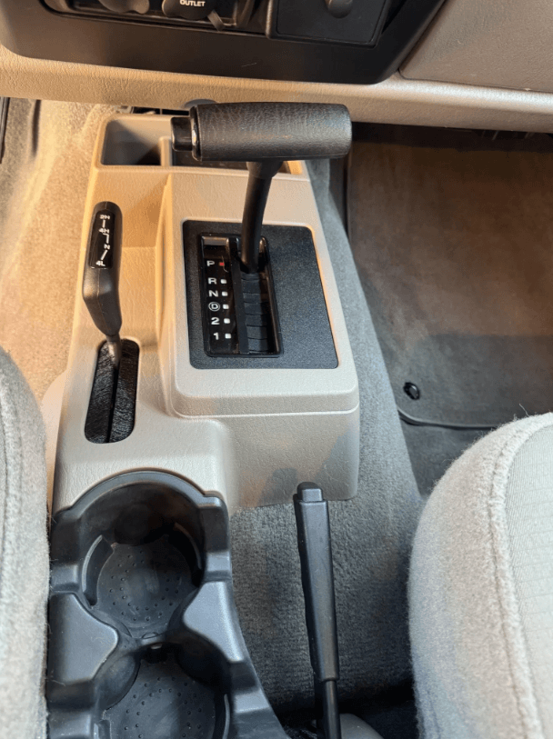 Jeep Wrangler TJ Automatic Floor Shift Indicator Bezel Trim Black — view 4