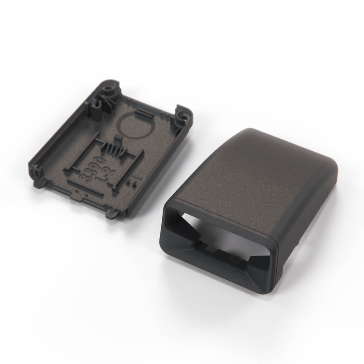 Maserati Ghibli / Quattroporte M156 Front Left or Right Seat Belt Buckle Black (670016905 / 670016904) — view 4