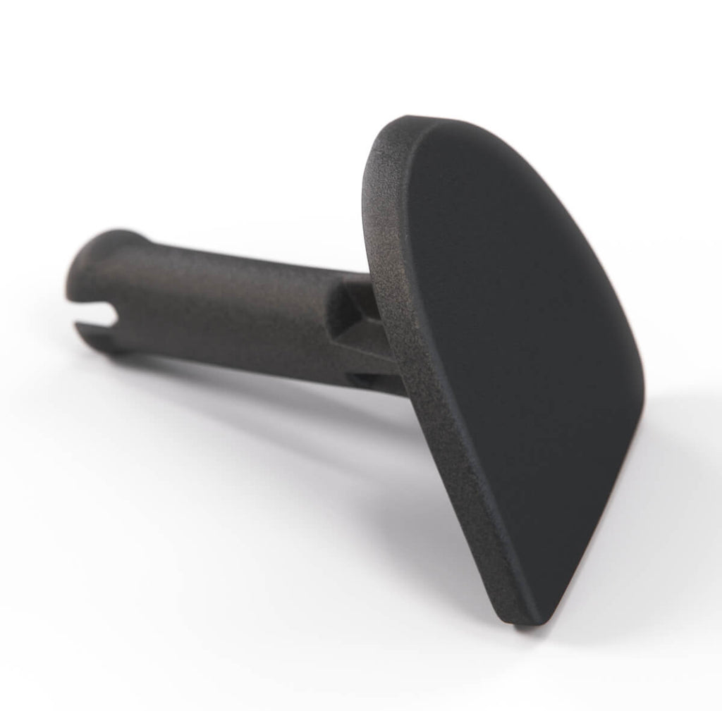 Maserati Quattroporte V Front Bumper Tow Hook Cover Black (67316700) — view 2