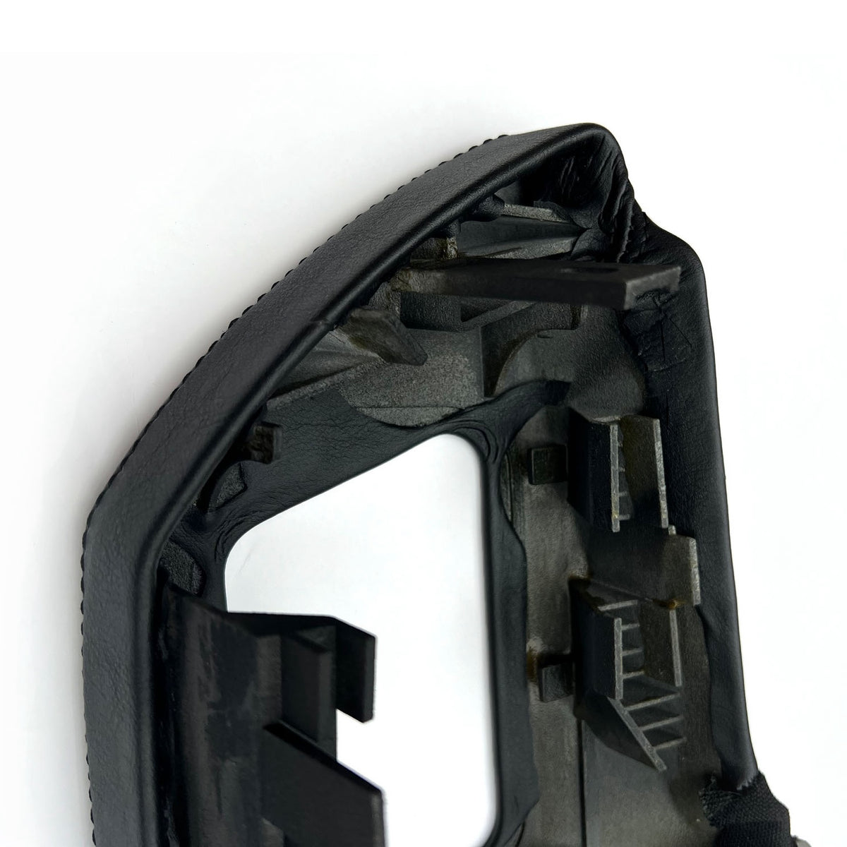 Mercedes-Benz R129 SL Interior Seat Belt Outlet Bracket Cover with Faux Leather Left or Right All Colours (A1299100739 / A1299100839) — view 6