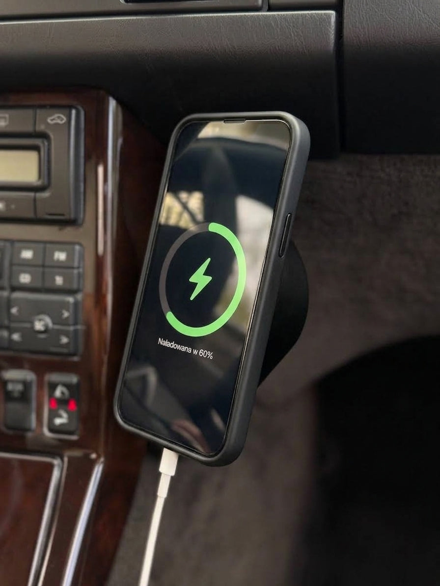 Mercedes-Benz SL R129 Custom Wireless Charger & MagSafe Leather Phone Holder LHD or RHD All Colours — view 2