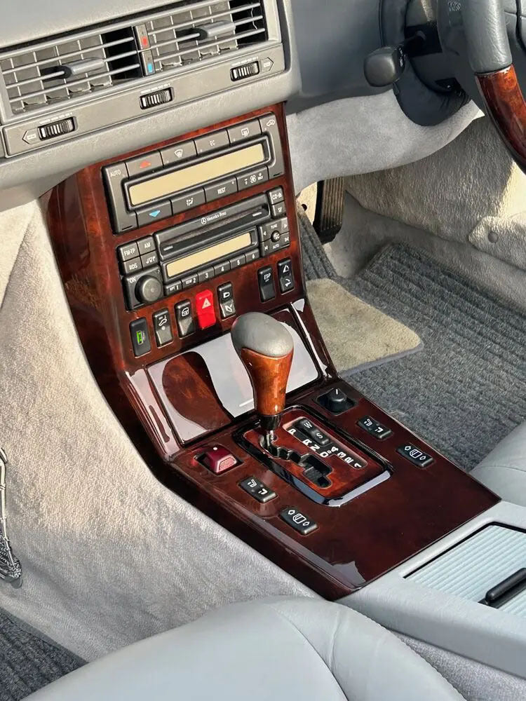 Mercedes-Benz SL R129 / W140 / C140 CL Centre Console Switch Button Blank with USB-Charge Port Black — view 5