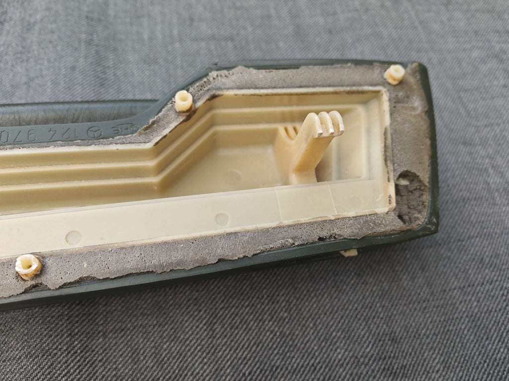 Mercedes-Benz W124 Armrest Repair Kit Front Left and Right Gray (A1249700101 / A1249701201) — view 6