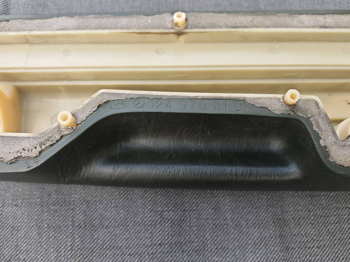 Mercedes-Benz W124 Armrest Repair Kit Front Left and Right Gray (A1249700101 / A1249701201) — view 7
