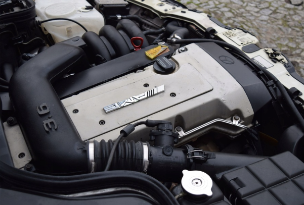 Mercedes-Benz W202 M104 C36 Engine Cover AMG Logo Ivory or Black (HWA1041500375) — view 6