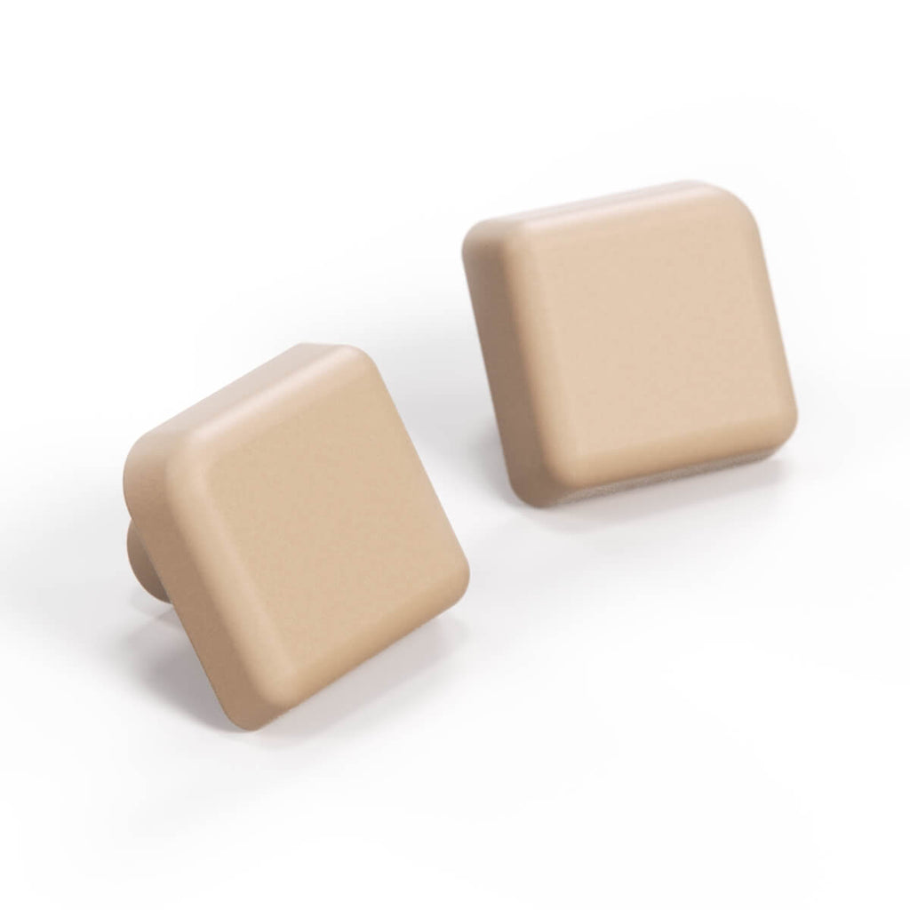 Mercedes-Benz C140 Interior Door Panel Storage Compartment Button for Opening the Storage — view 4