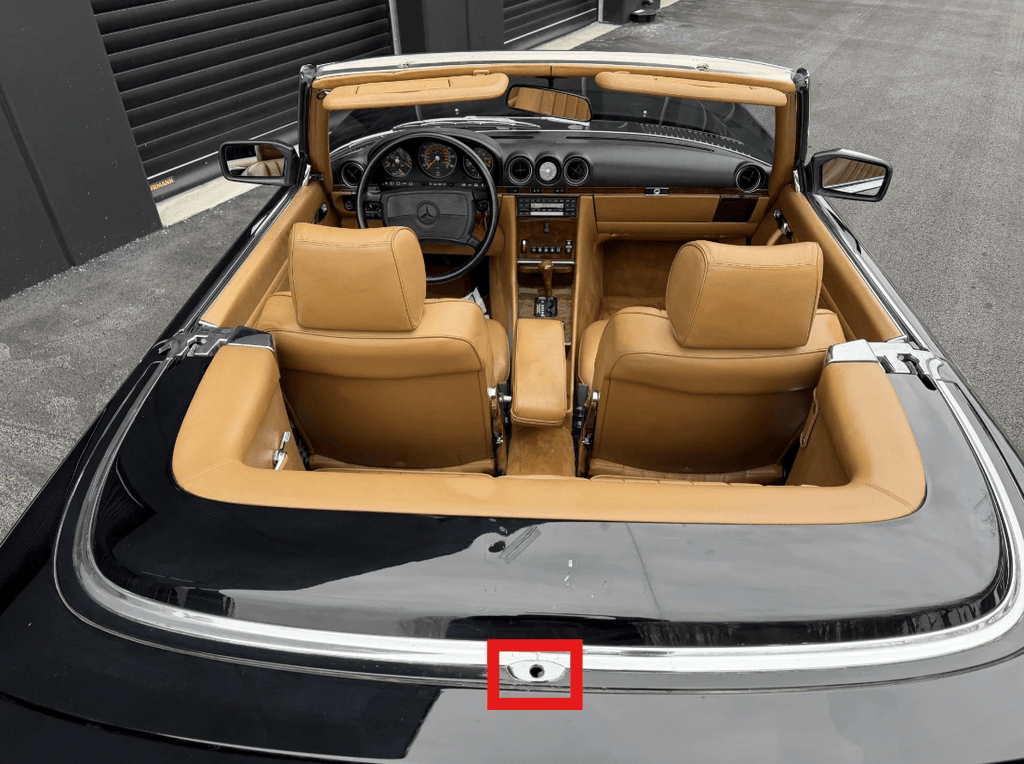 Mercedes-Benz R107 Metal Chrome Rosette Softtop Hardtop Cover (A1077580141) — view 6