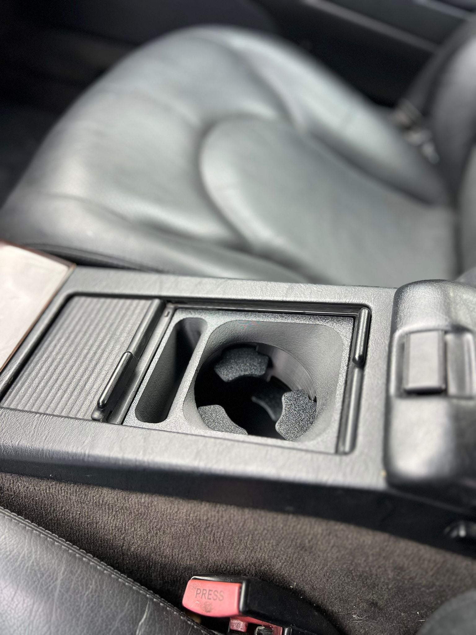 Mercedes R129 SL Custom Cup Holder & Mobile Phone Holder - Center Console Replacement — view 6