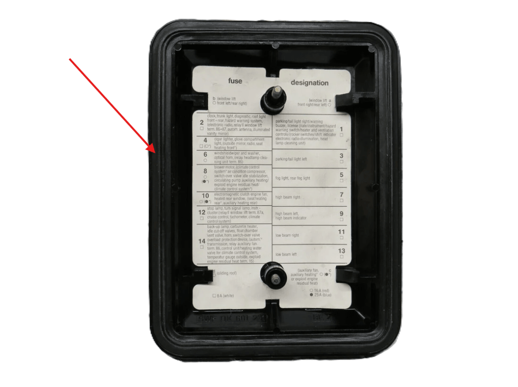Mercedes-Benz W123 Fuse Box Seal Black — view 5