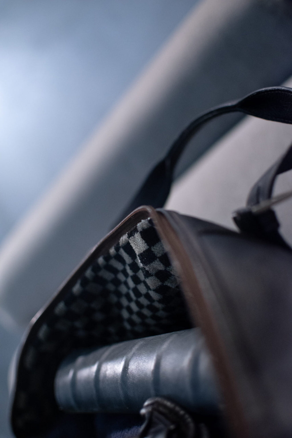 Porsche Octoclassic Brown Leather Bag – Classic Fabric Pattern — view 5