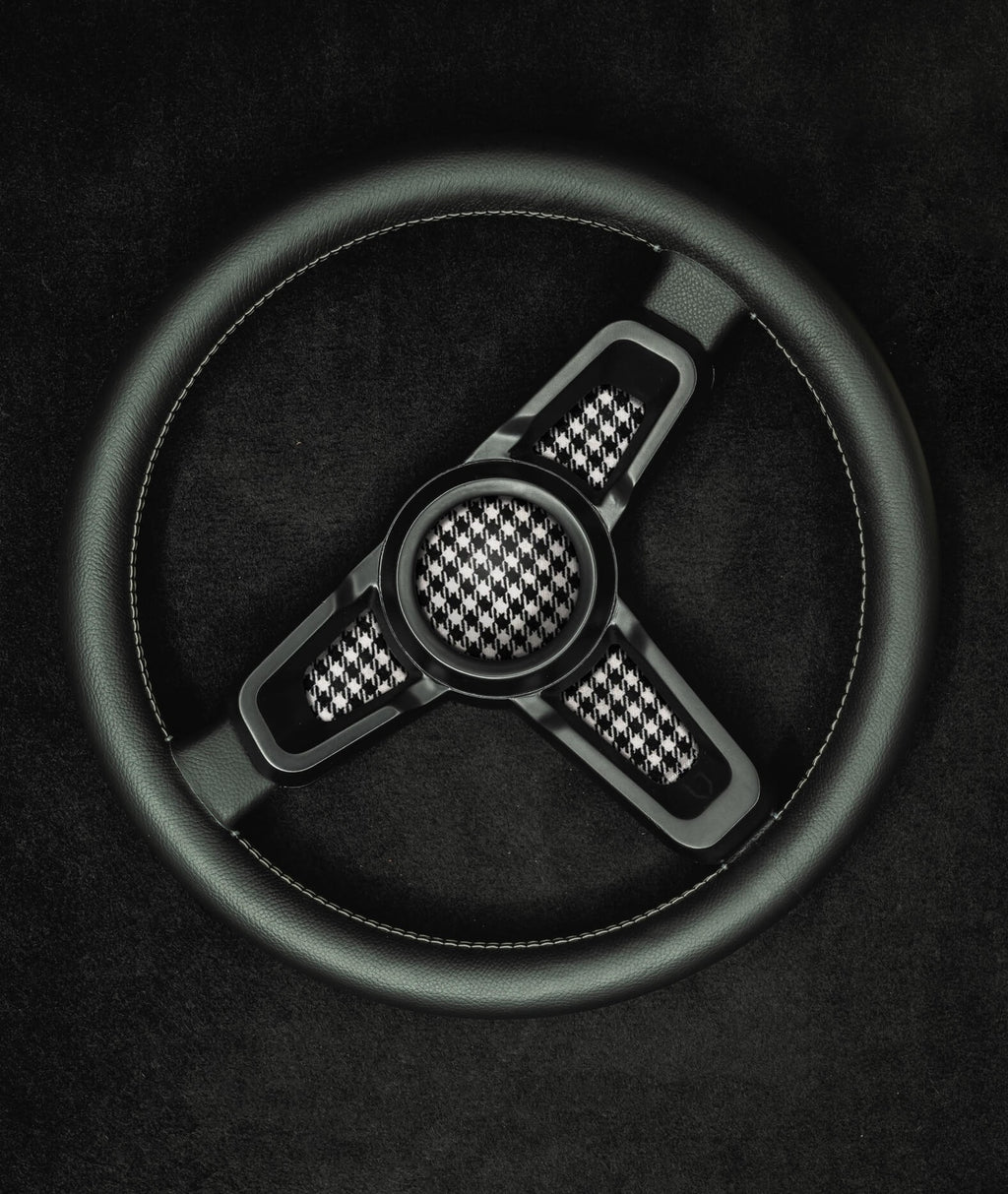 Porsche 911 964 993 Steering Wheel Cover MOMO Prototipo 35 Conversion Kit — view 7