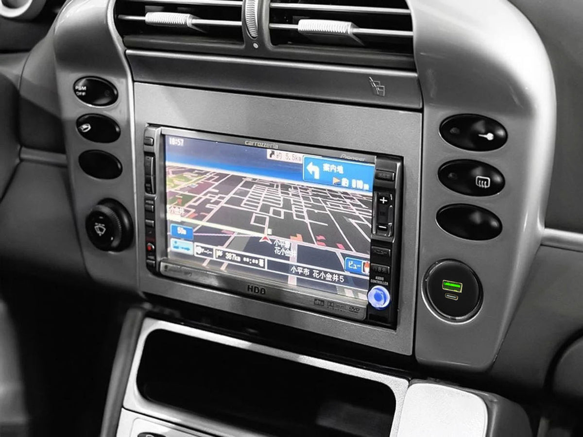 Porsche 911 996 / 986 Boxster Centre Console Lighter Blank with USB-Charge Port Black (99655223306) — view 5