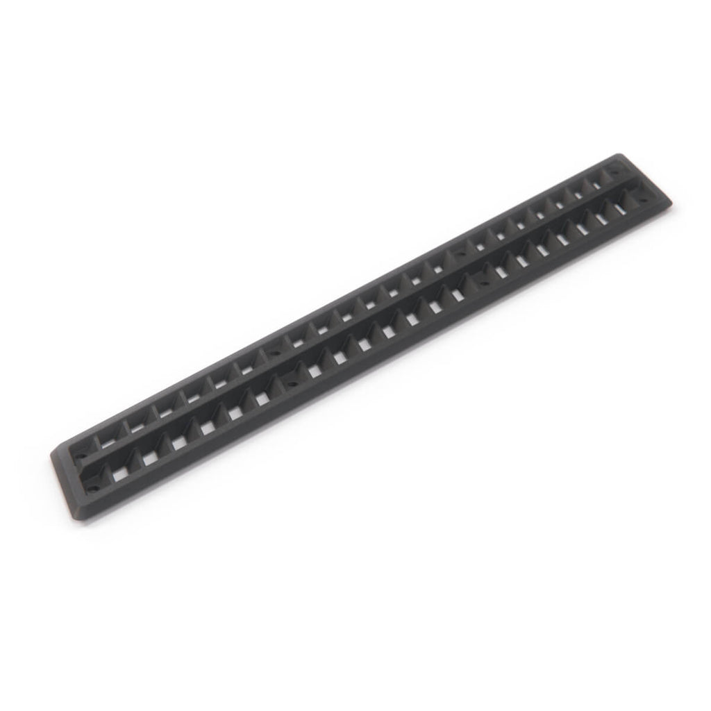 Saab 900 Rear Body Side Panel Vent Black 825151 825152 Left or Right (8287179 / 8287187) — view 2